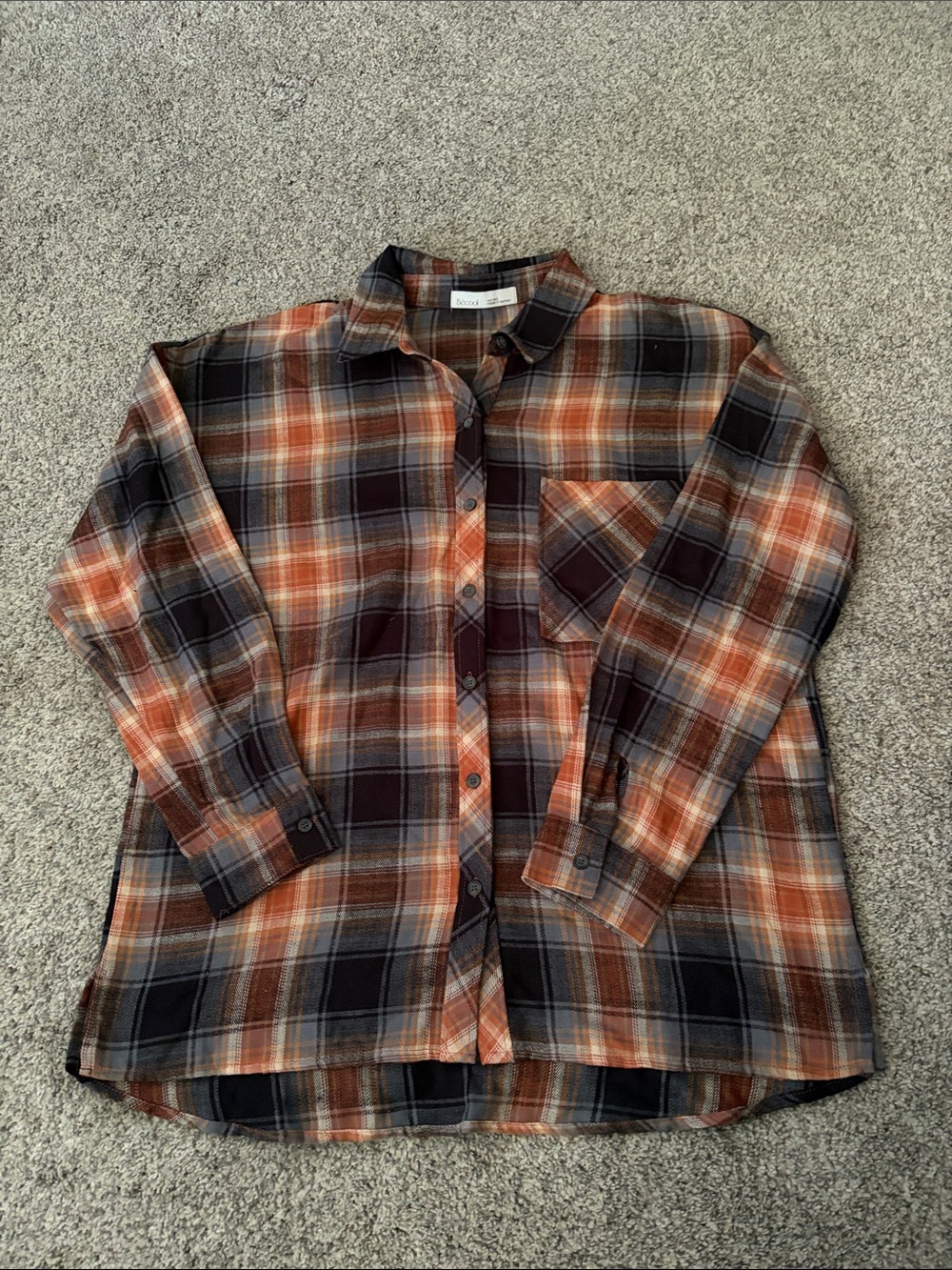 NWOT-Women’s-Plaid Button-Up Shirt in Rust, Black & Cream
